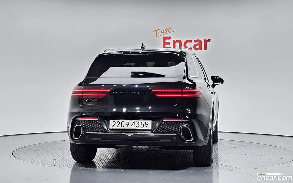 Genesis GV70 2.5T 2WD 2022 — миниатюра 4