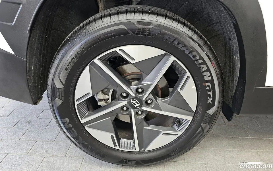 Hyundai Tucson NX4 1.6 2WD 2024 — миниатюра 2