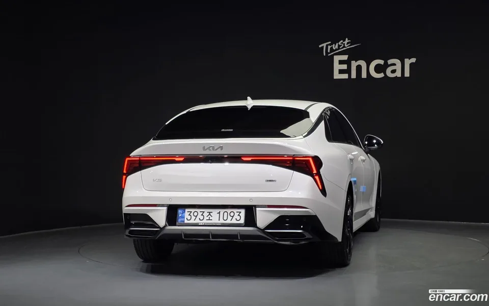 Kia K5 Hybrid 2024 — миниатюра 4