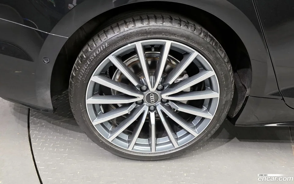 Audi A5 40 TFSI 2023 — миниатюра 5