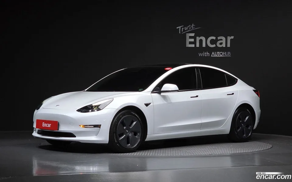 Tesla Model 3 AWD 2022 — фото 1, купить с доставкой в Москву
