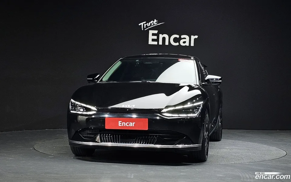 Kia EV6 2023 — thumbnail 3