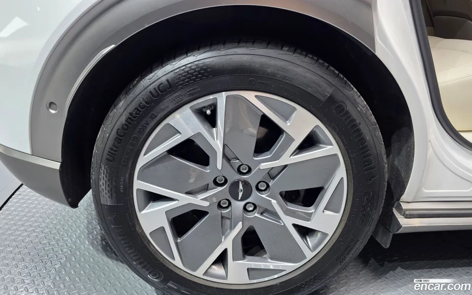 Genesis GV60 2022 — миниатюра 2