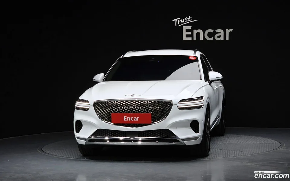 Genesis GV70 2.5T 2WD 2023 — миниатюра 3