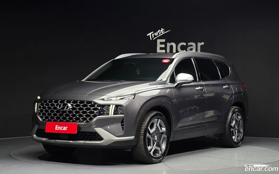 Hyundai SantaFe 2.5T 2WD 2023 — фото 1, купить с доставкой в Москву