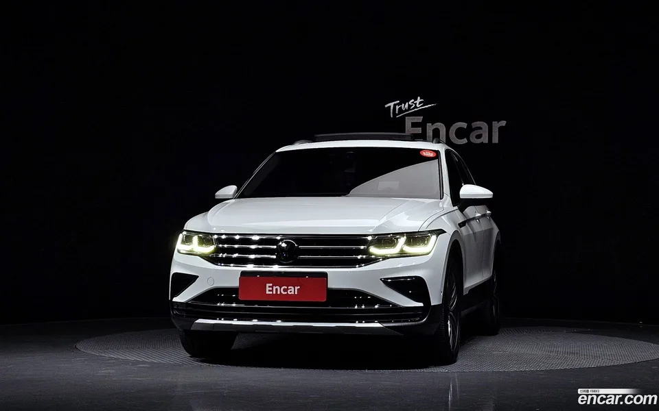 Volkswagen Tiguan 2.0 TDI 2023 — миниатюра 3
