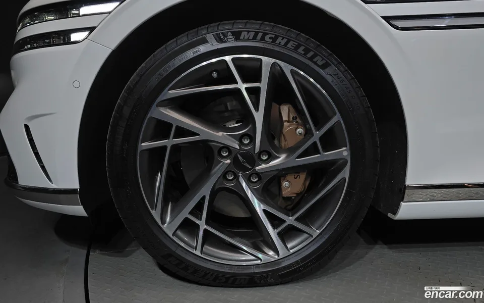 Genesis G90 3.5 e-S/C AWD 2025 — миниатюра 5