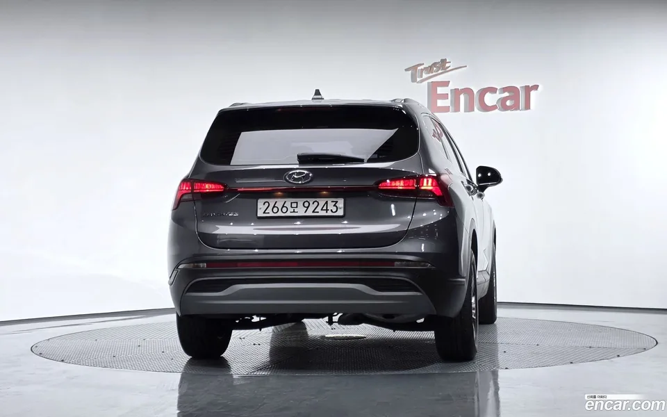 Hyundai SantaFe 2.2 2WD 2022 — миниатюра 4