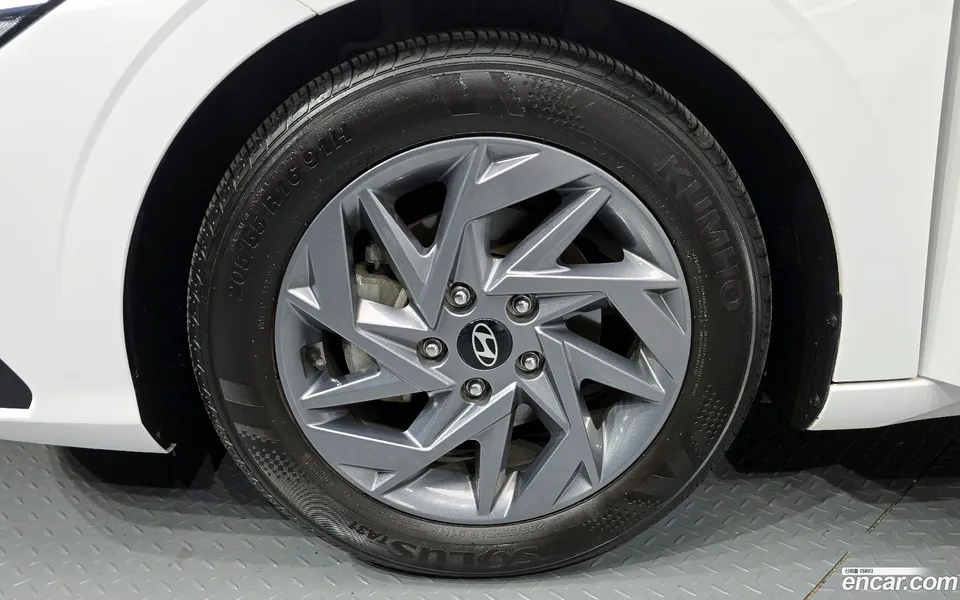Hyundai Avante CN7 1.6 2023 — миниатюра 5