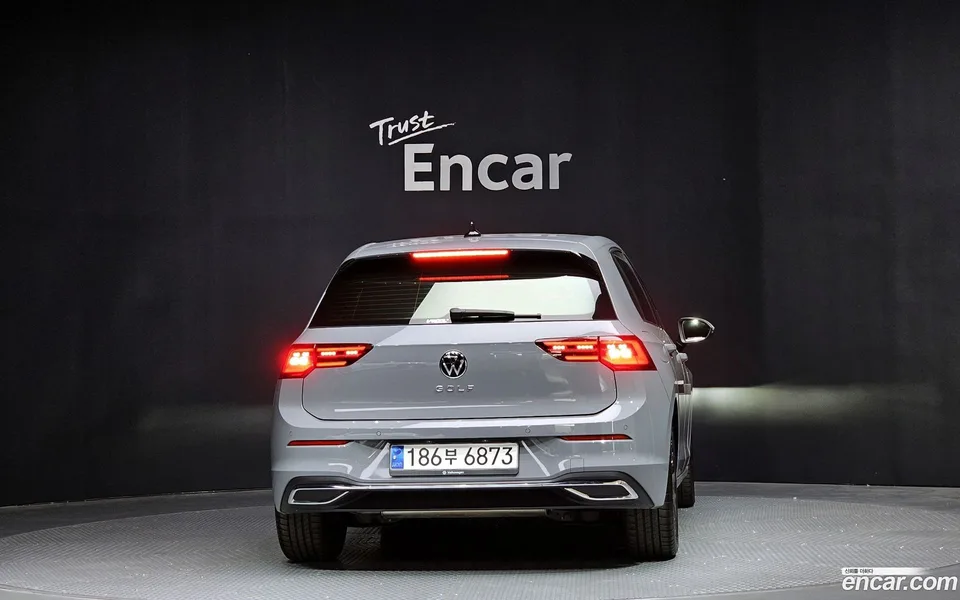 Volkswagen Golf 2.0 TDI 2023 — миниатюра 4