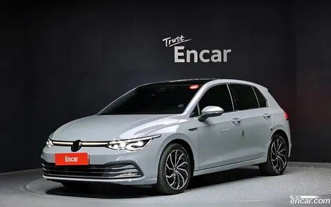 Volkswagen Golf 2023 купить в Москве