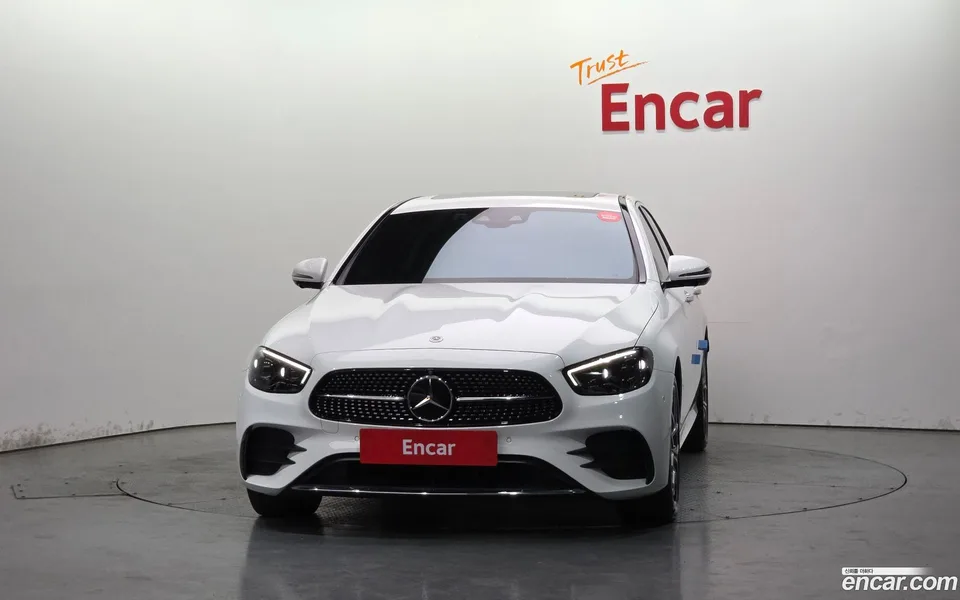 Mercedes-Benz E-Class E220d 4MATIC AMG Line 2022 — миниатюра 3