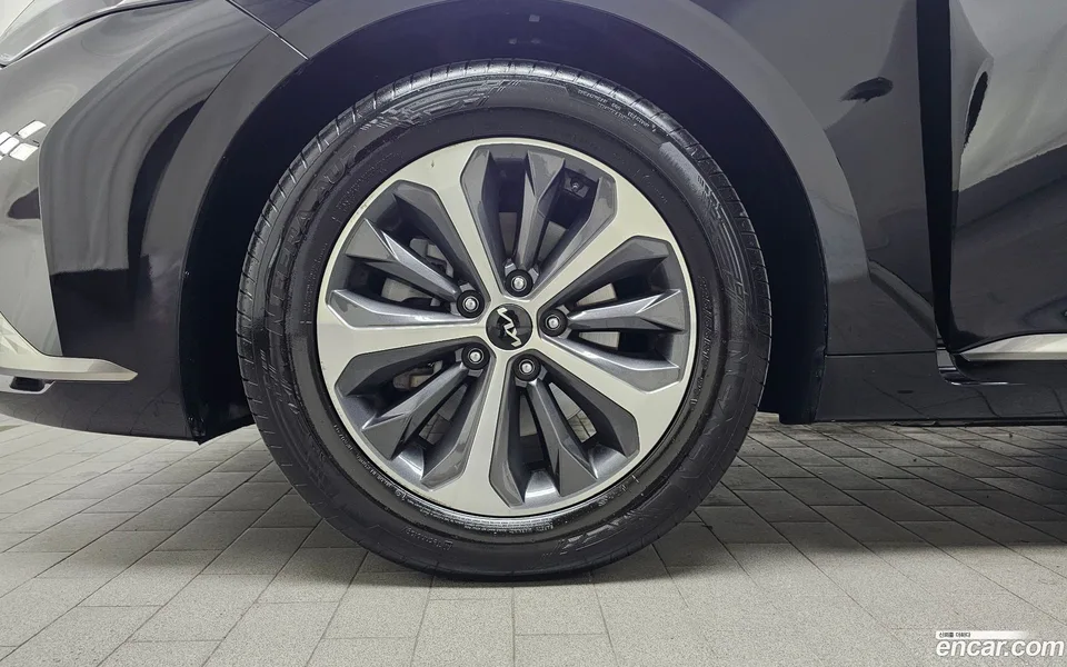 Kia K8 Hybrid 2024 — миниатюра 2