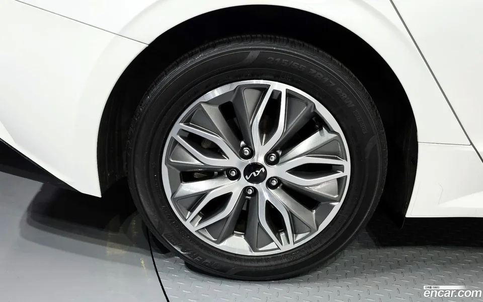Kia K5 Hybrid 2022 — миниатюра 5