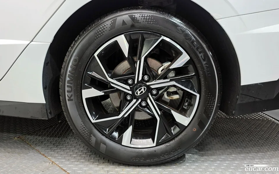 Hyundai Sonata The Edge 2.0 2024 — миниатюра 5