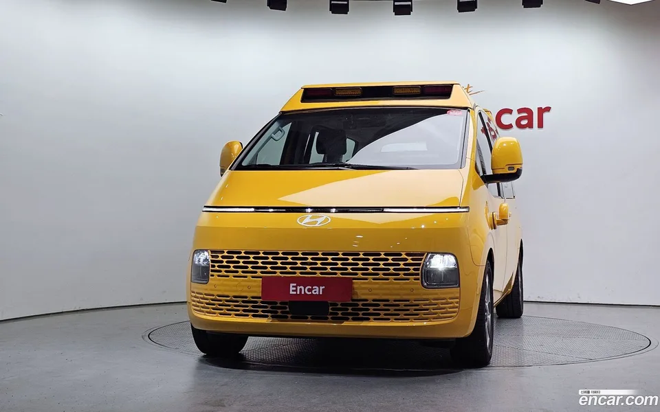 Hyundai Staria L3.5 2025 — миниатюра 3