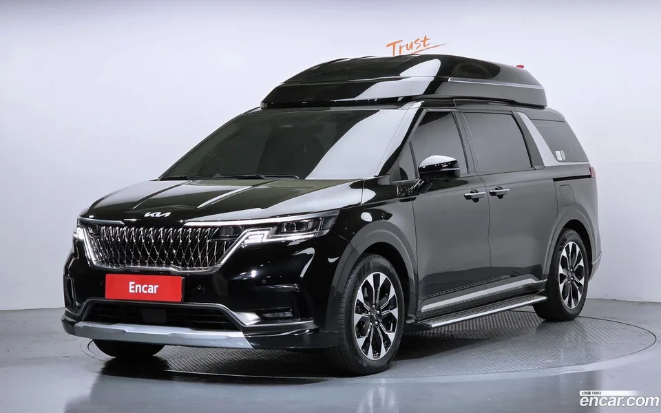 Kia Carnival 7 2022 — фото 1, купить с доставкой в Москву