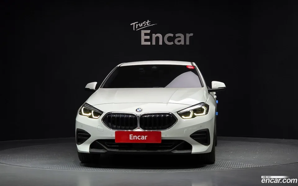 BMW 2 Series Gran Coupe 220i 2022 — миниатюра 3