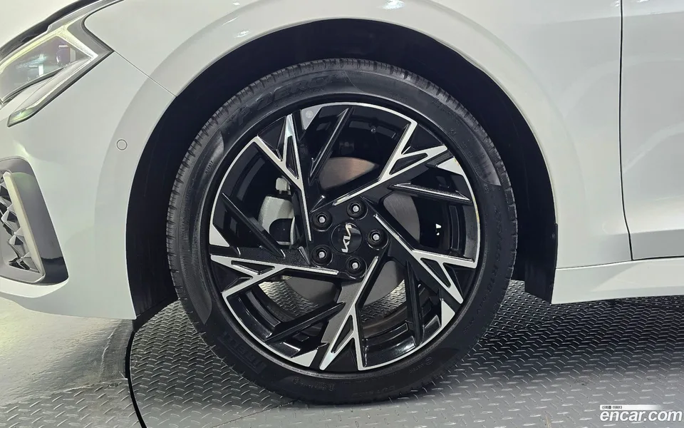 Kia K5 2.0 2024 — миниатюра 5