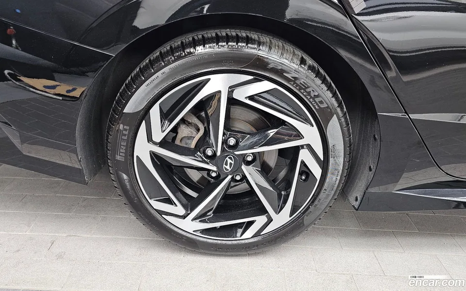 Hyundai Sonata The Edge Hybrid 2023 — миниатюра 2