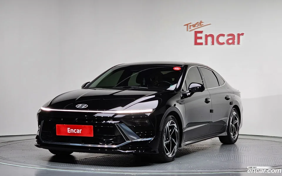 Hyundai Sonata The Edge Hybrid 2023 — фото 1, купить с доставкой в Москву