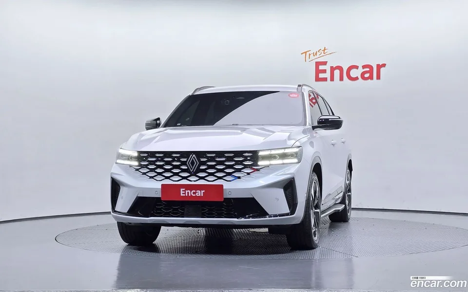 Renault Samsung Grand Koleos 1.5 E-TECH 2WD 2024 — миниатюра 3