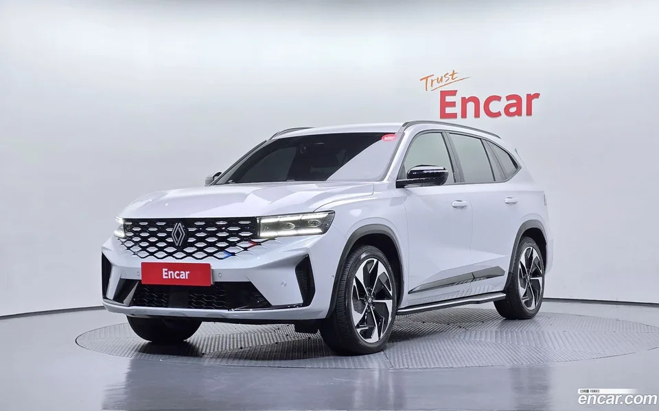 Renault Samsung Grand Koleos 1.5 E-TECH 2WD 2024 — фото 1, купить с доставкой в Москву