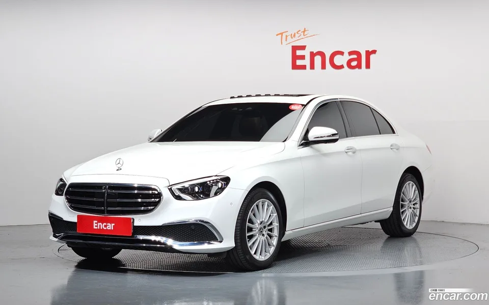Mercedes-Benz E-Class E250 2023 — фото 1, купить с доставкой в Москву