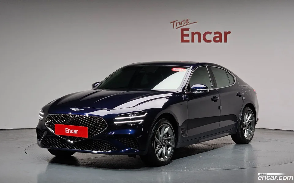 Genesis G70 2.5T 4WD 2025 — фото 1, купить с доставкой в Москву