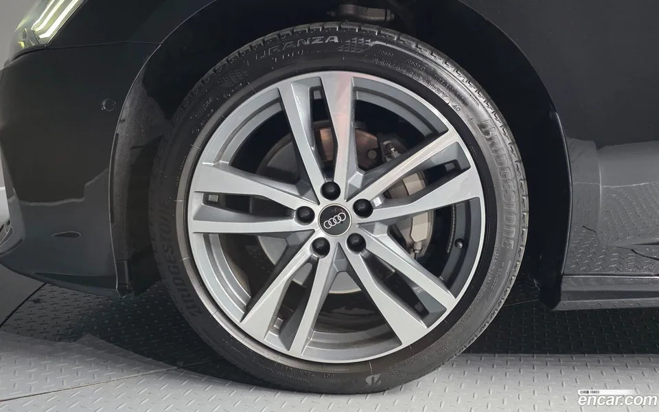 Audi A6 45 TFSI 2023 — миниатюра 5