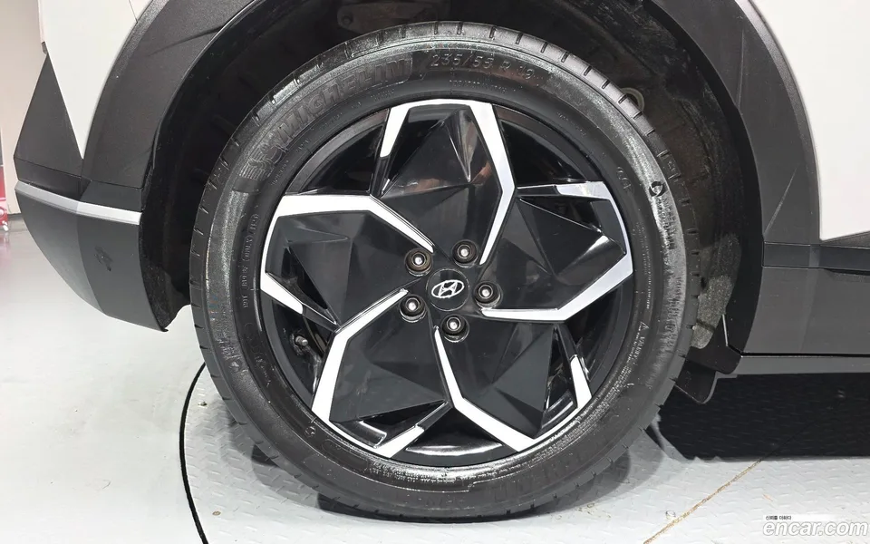 Hyundai Ioniq 5 2023 — миниатюра 5