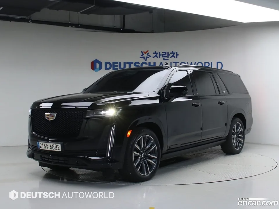 Cadillac Escalade 6.2 ESV 2023 — фото 1, купить с доставкой в Москву
