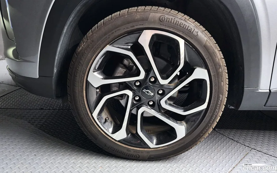 Chevrolet Trax Crossover 1.2 RS 2023 — миниатюра 5
