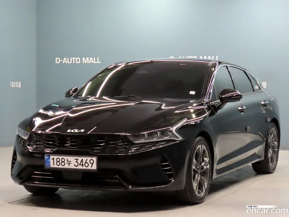 Kia K5 Hybrid 2023 — фото 1, купить с доставкой в Москву