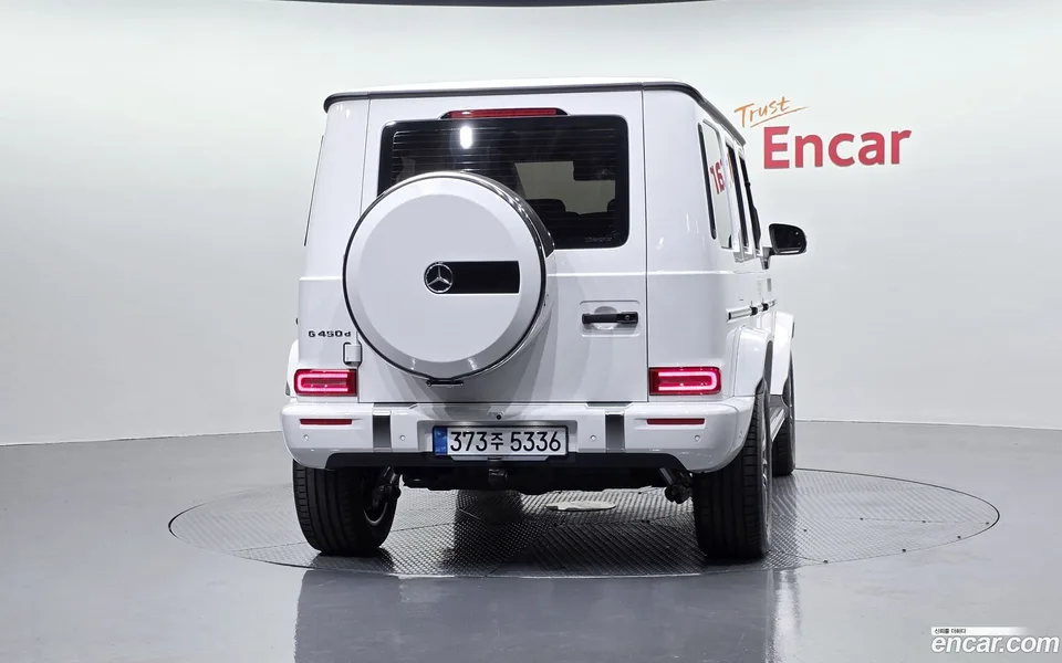 Mercedes-Benz G-Class G450d 2026 — миниатюра 4
