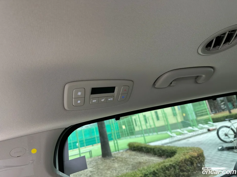 Kia Carnival HEV 9 X Line 2026 — миниатюра 4