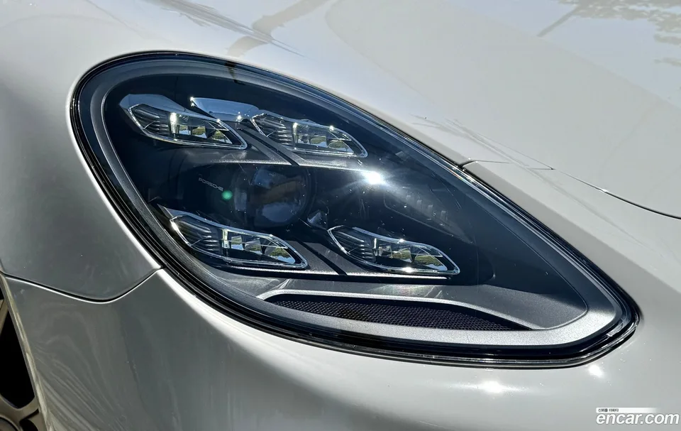 Porsche Panamera (971) 2.9 AWD 2023 — миниатюра 2