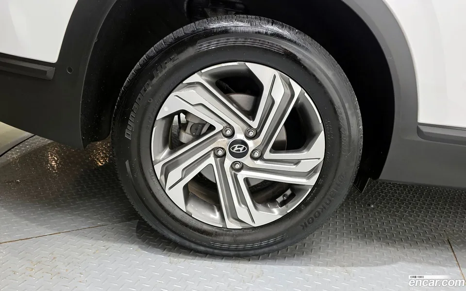 Hyundai SantaFe 2.5T 2WD 2022 — миниатюра 2