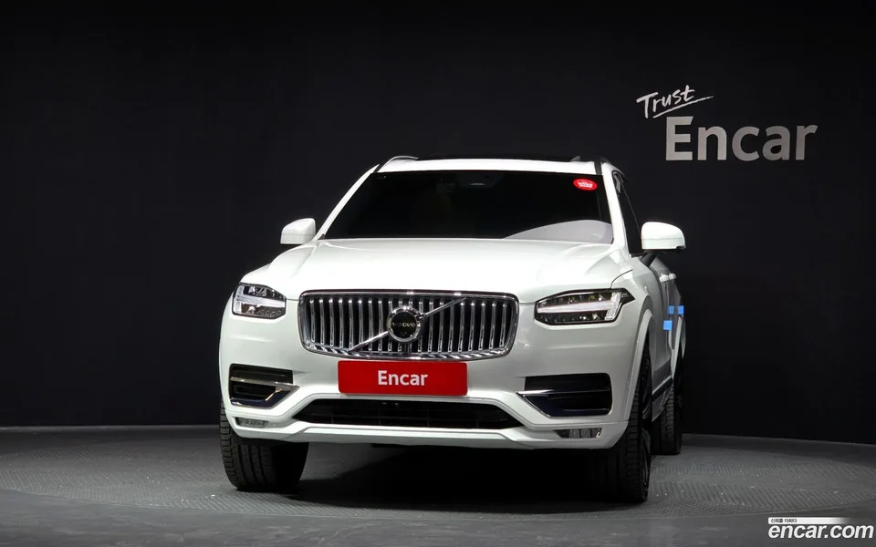 Volvo XC90 B6 2025 — миниатюра 3