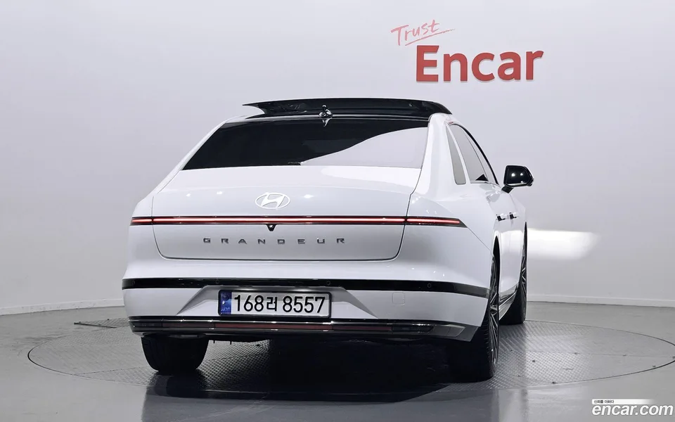 Hyundai Grandeur Hybrid 2023 — миниатюра 4