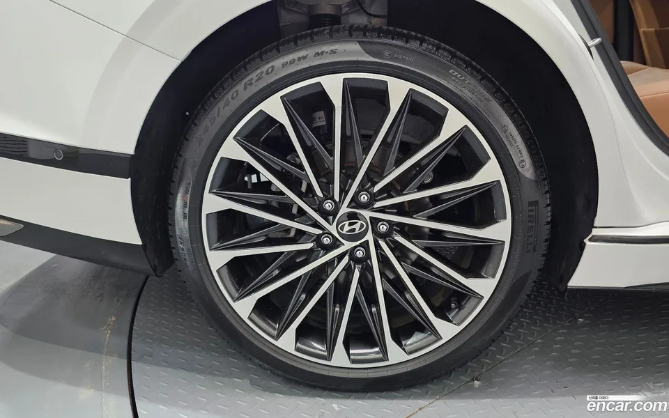 Hyundai Grandeur Hybrid 2023 — миниатюра 5