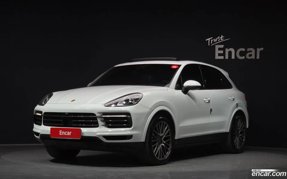 Porsche Cayenne 3.0 2022 — фото 1, купить с доставкой в Москву