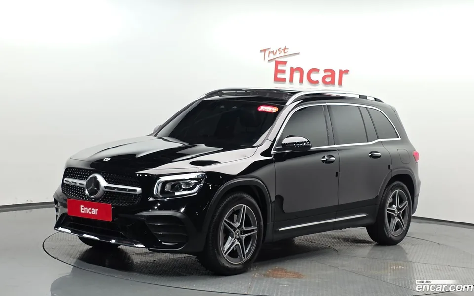 Mercedes-Benz GLB-Class GLB250 4MATIC 2023 — фото 1, купить с доставкой в Москву