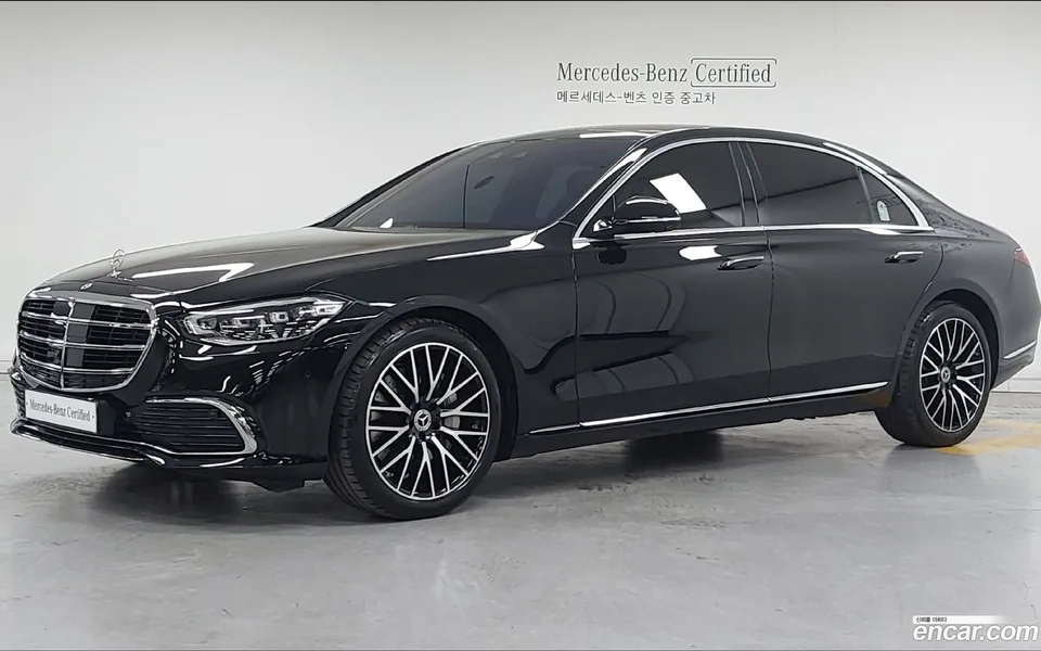 Mercedes-Benz S-Class 2025