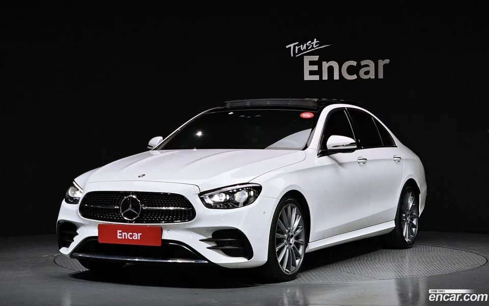 Mercedes-Benz E-Class E350 4MATIC AMG Line 2022 — фото 1, купить с доставкой в Москву