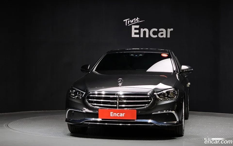 Mercedes-Benz E-Class E250 2023 — миниатюра 3