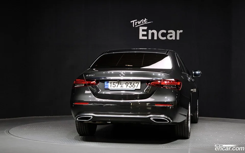 Mercedes-Benz E-Class E250 2023 — миниатюра 4