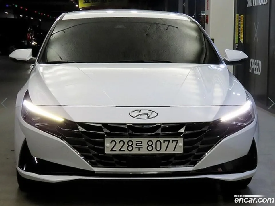 Hyundai Avante 1.6 2022 — миниатюра 2