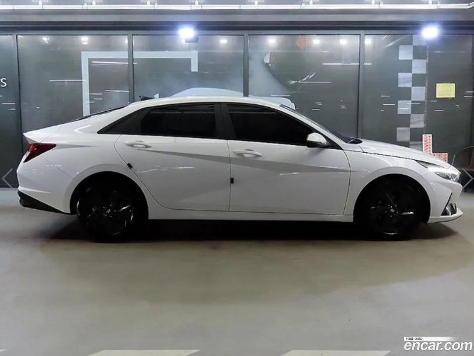 Hyundai Avante 1.6 2022 — миниатюра 3