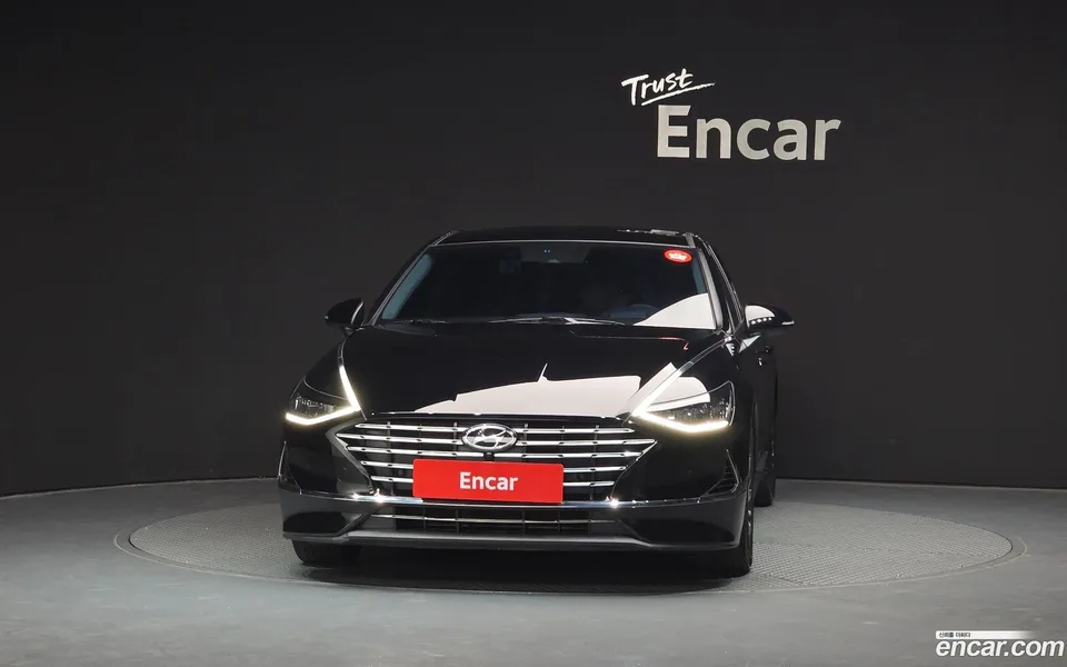 Hyundai Sonata Hybrid 2023 — миниатюра 3